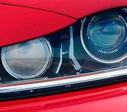 Adaptive Xenon headlights with
  LED signature