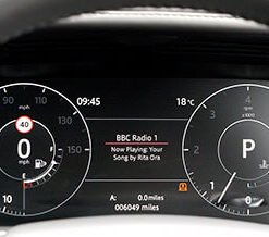 Interactive Driver
  Display (TFT cluster)